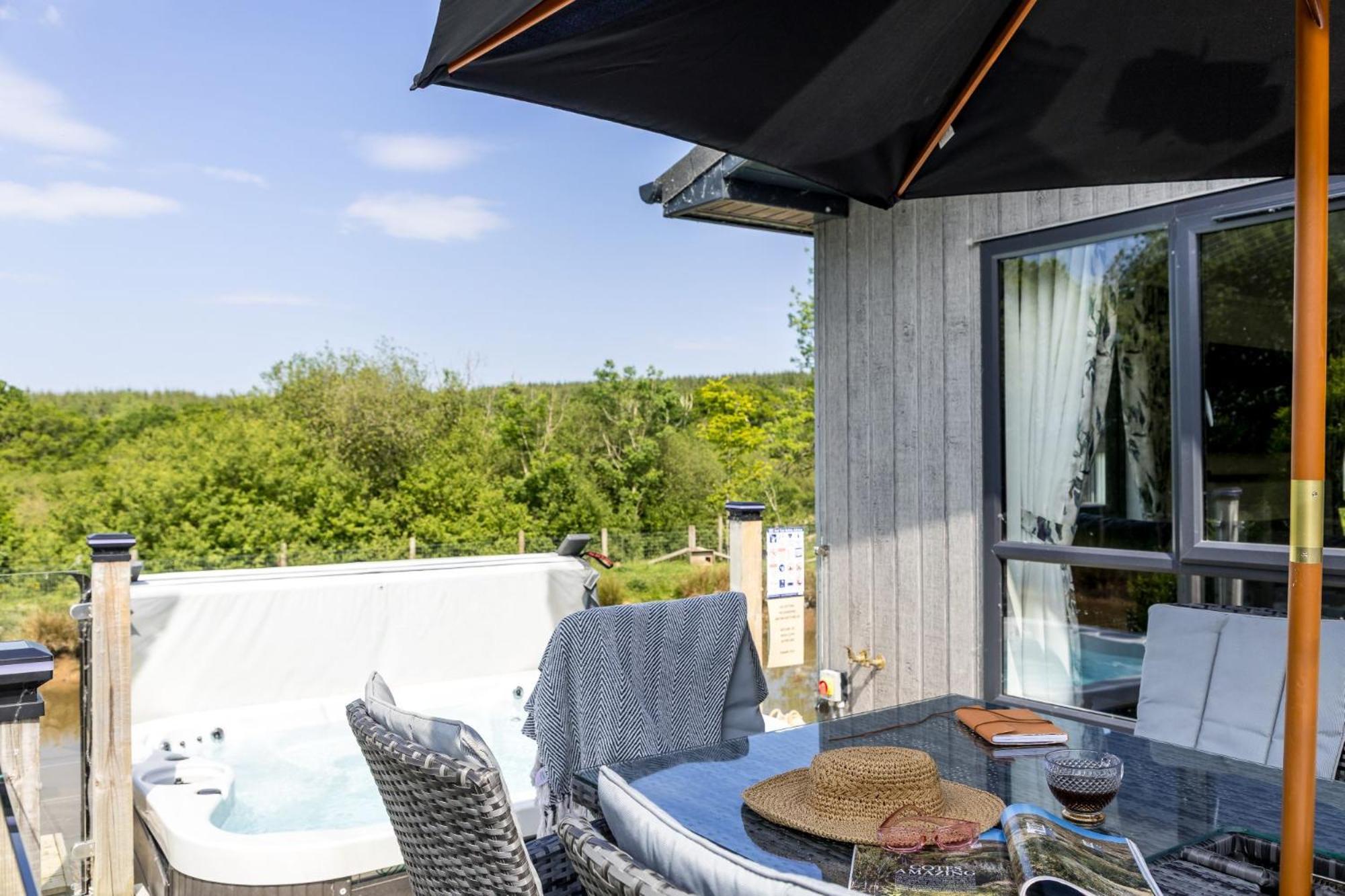 Lilac Lodge, 22 Roadford Lake Lodges Lifton Buitenkant foto